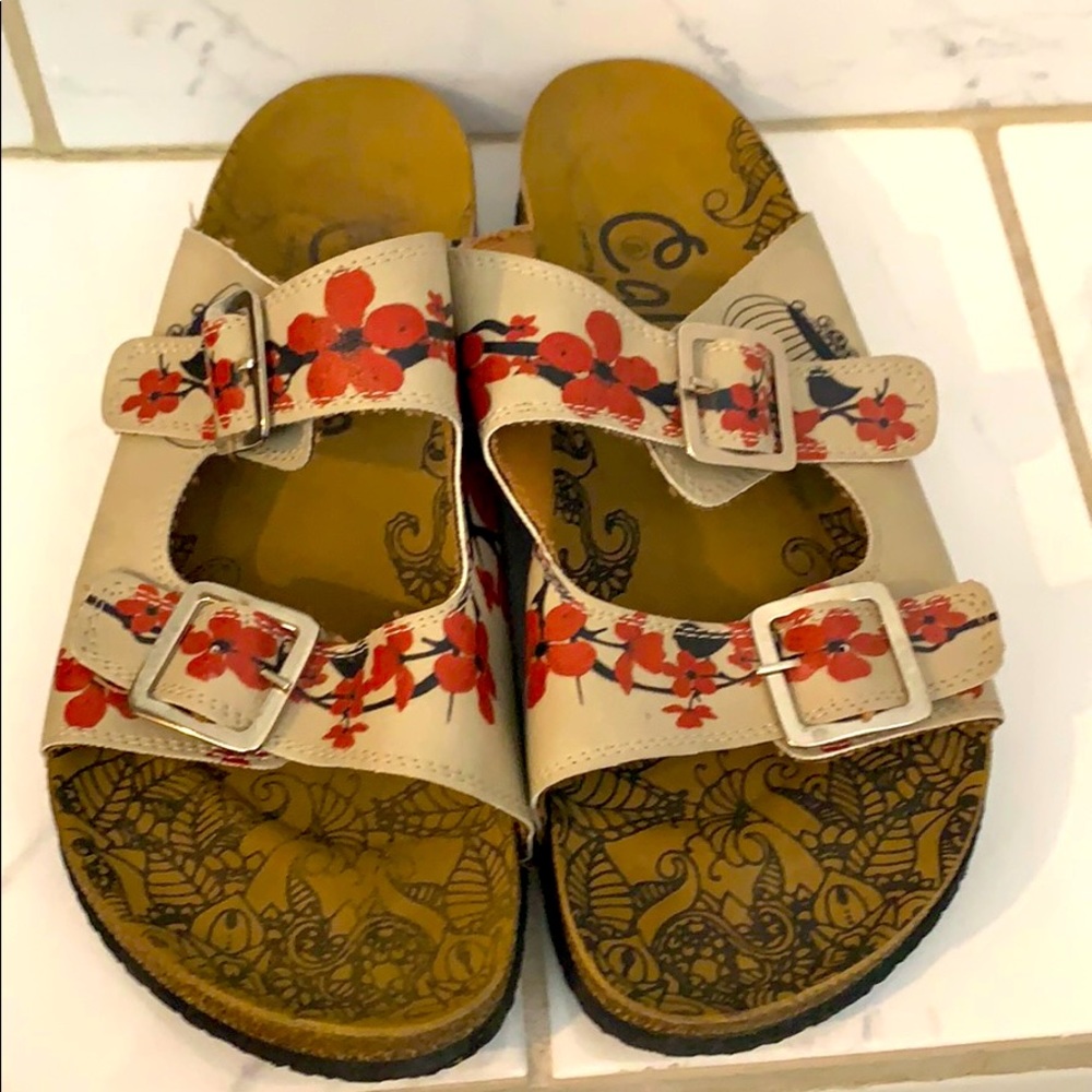 Calceo Sandals